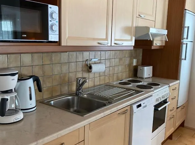 Iso-syoetteen Pilikki شاليه *